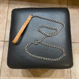 ANIMAL LEASH W/ATTACHED COLLAR